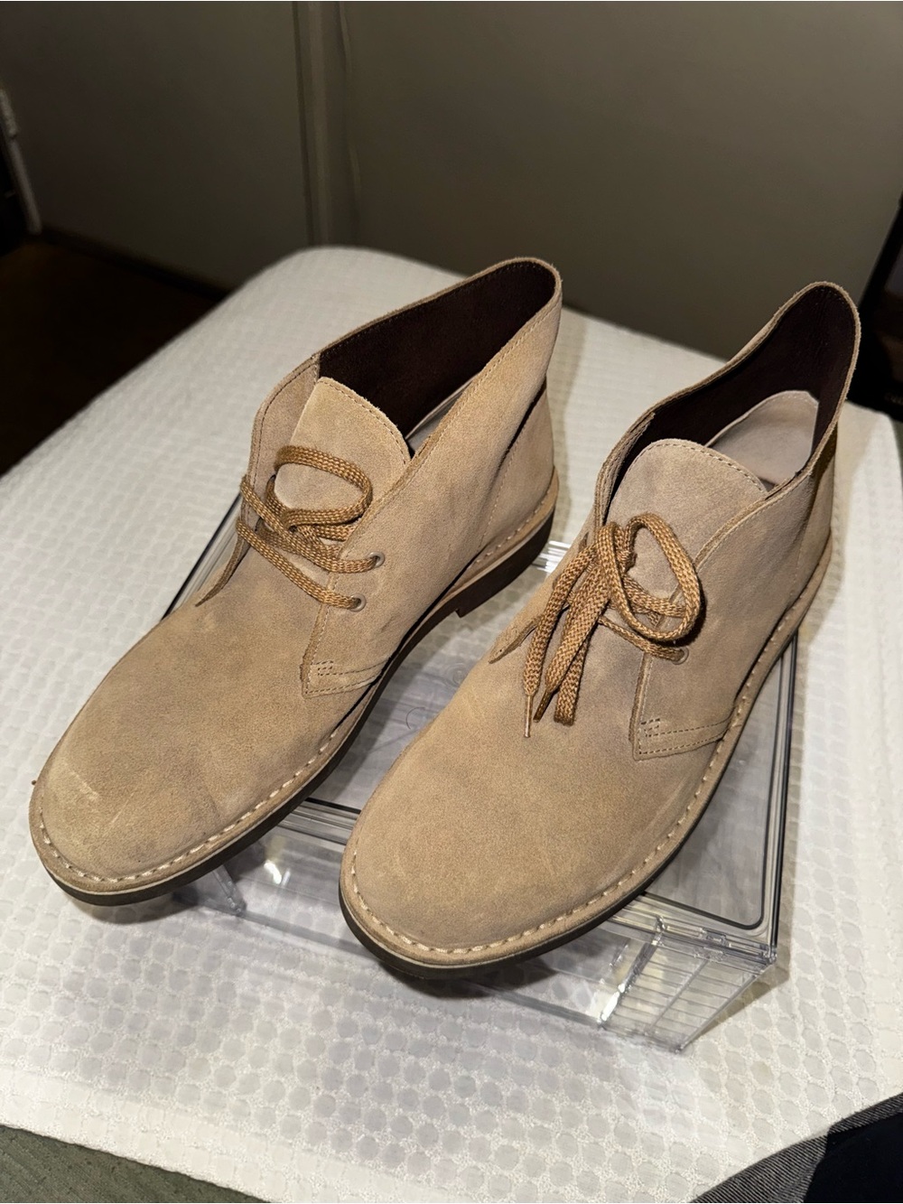 Clarks Men's Beige Suede Chukka Boots